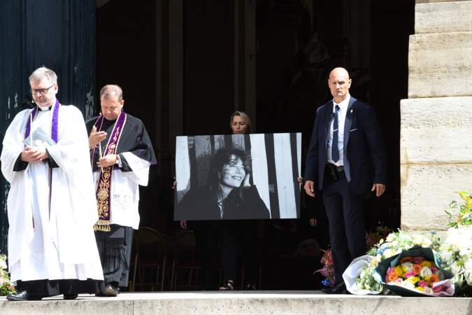 Sortie des obsèques de Jane Birkin à l'Église Saint-Roch, à Paris