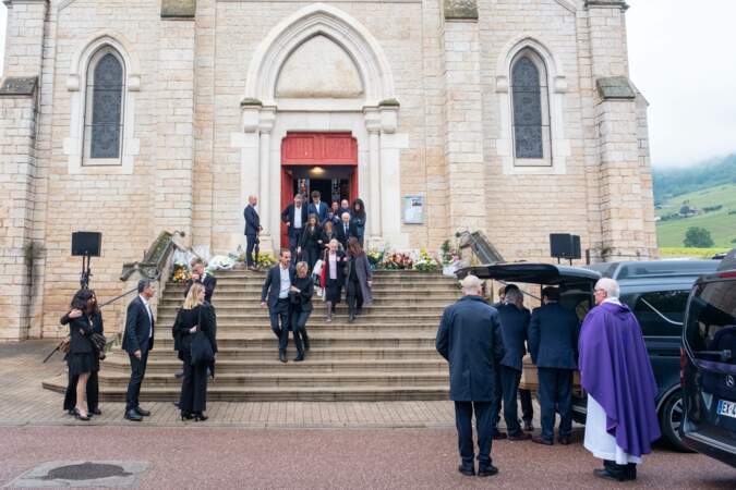 Les funérailles de Bernard Pivot ont eu lieu en l’église de Quincié-en-Beaujolais, mardi 14 mai.