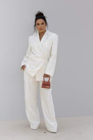Eva Longoria en ensemble tailleurs oversize blanc